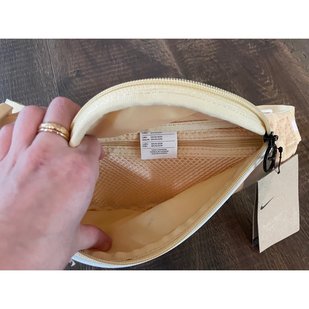 Nike Pale Yellow Crossbody  Belt Bag‎ - Picture 3 of 5